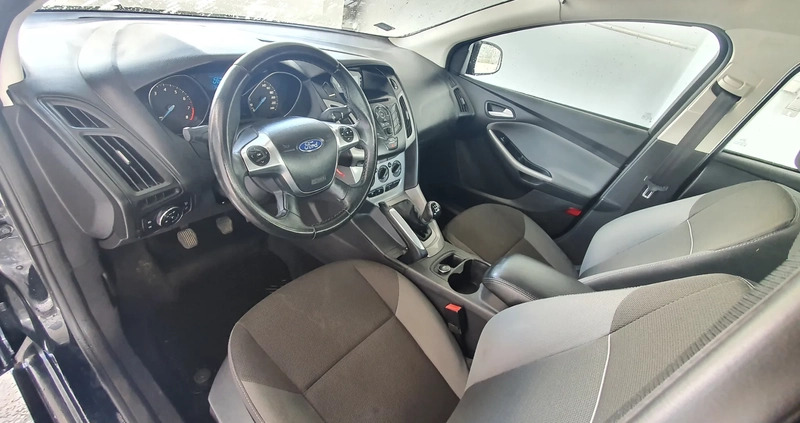 Ford Focus cena 17800 przebieg: 247500, rok produkcji 2012 z Opole małe 106